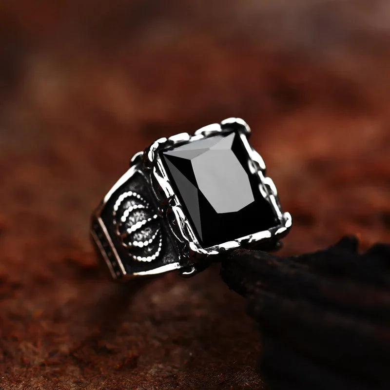 BEIER Stainless steel Cool Unique Black Stone Ring Titanium Steel Retro Old Totem Jewelry For Man Factory Price Sale BR8-334